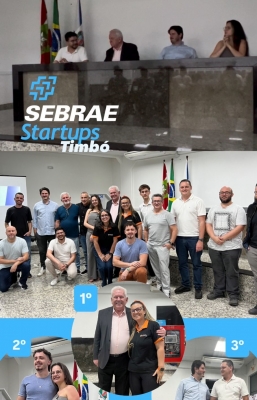  Participantes do Start Up Garage Timbó recebendo premiação. 